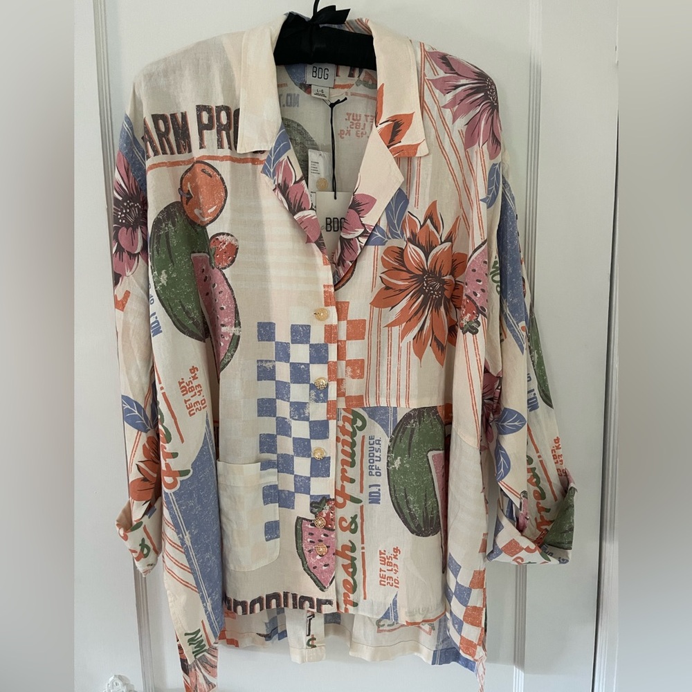 Brand New w/Tags: BDG Graphic Oversized Button Down